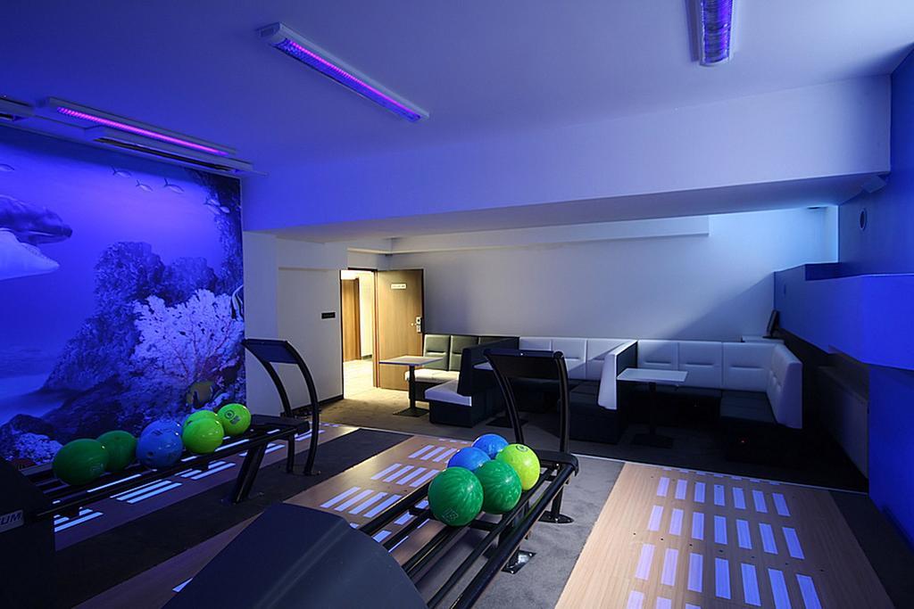 Hotel Grafit Kostomloty Pierwsze المظهر الخارجي الصورة