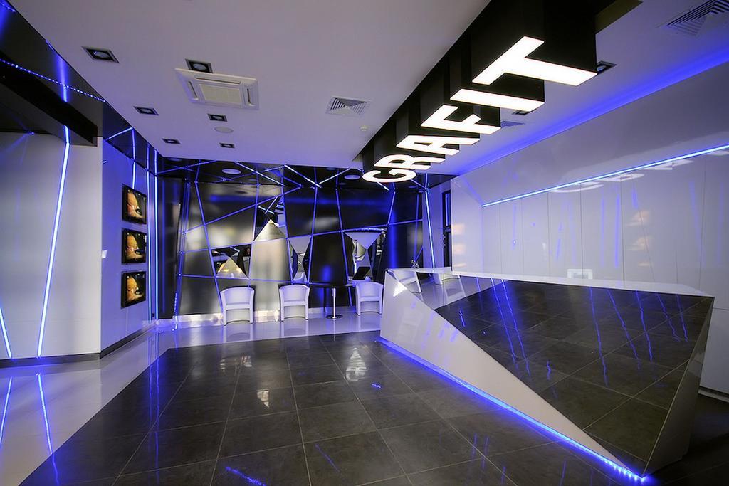 Hotel Grafit Kostomloty Pierwsze المظهر الخارجي الصورة